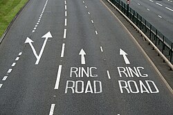 Photo of lane markings on a multi-lane stretch of the A52